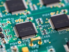 Os estoques de desktops e laptops poderiam melhorar significativamente em 2022. (Fonte de imagem: Fortune)