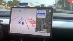 A FSD poderá em breve receber uma nova plataforma de computação com chip de 4nm (imagem: Tesla)