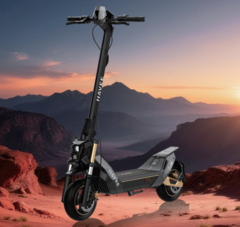 O Navee NT5 Ultra X tem um farol com sensor automático de 6 W (Fonte da imagem: Navee)