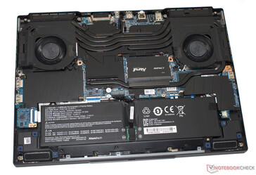 Componentes internos, XMG Neo 16 E24