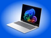 O novo OmniBook 7 16 da HP também possui um teclado numérico integrado.