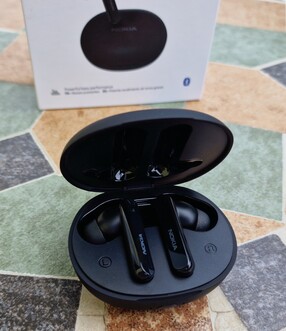 Teste os Earbuds Clarity da Nokia+ Fones de ouvido verdadeiros sem fio