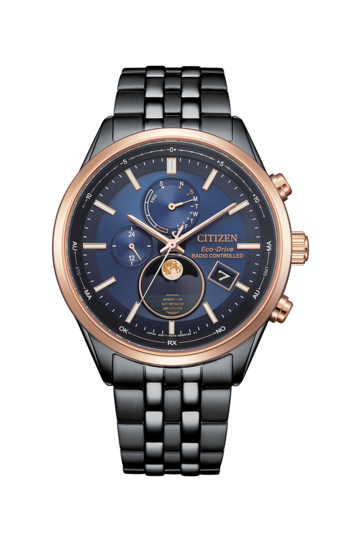 Relógio Citizen BY1036-53L Eco-Drive com fase lunar, mostrador azul, caixa e pulseira em aço inoxidável preto, luneta em tom de ouro rosa, exibição analógica da fase lunar, dois submostradores e janela de data.