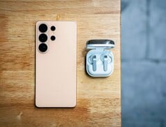 O sucessor do Samsung Galaxy S26 Ultra, na foto, deve receber um novo módulo de câmera.