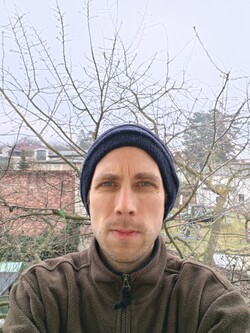 Selfie com a câmera de 50 MP usando binning de pixels