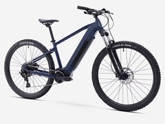 A nova e-bike Rockrider E-EXPL 140 da Decathlon (foto) já está disponível na Europa. (Fonte da imagem: Decathlon)