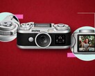 A câmera digital Fujifilm Instax Pal 2 vem com controles físicos e um design retrô.