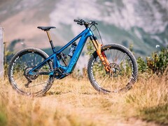 A bicicleta elétrica Pivot Shuttle LT tem uma bateria 756 Wh. (Fonte de imagem: Pivot)