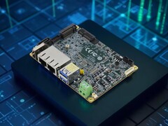 O computador de placa única Aaeon PICO-ARU4 possui CPUs Intel Core Ultra 200 de 12 núcleos. (Fonte da imagem: Aaeon, editado)