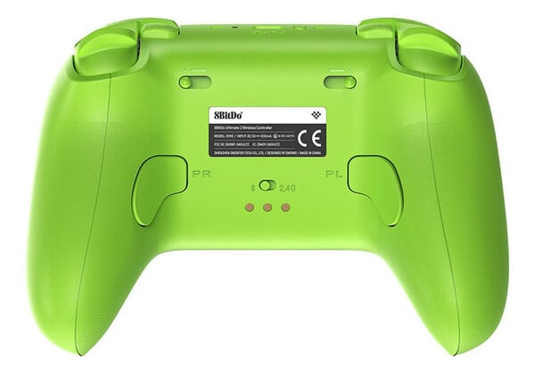 O controle sem fio 8BitDo Ultimate 2 tem um interruptor físico na parte traseira para alternar entre os modos Bluetooth e 2,4 GHz. (Fonte da imagem: 8BitDo)