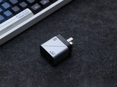 O novo carregador GaN de 45 W da Black Shark custa cerca de US$ 12 na China. Na foto: o bloco de carregamento. (Fonte da imagem: Black Shark)