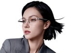 Os óculos inteligentes pesam apenas 26,5 gramas. Na foto: uma imagem promocional mostrando uma das opções de armação dos wearables.