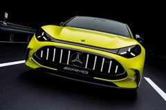 O novo Mercedes-AMG GT 4-Door Coupe é o primeiro veículo elétrico de produção a usar três motores revolucionários de fluxo axial, proporcionando uma potência máxima de até 1.153 hp