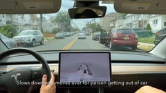 O modo de autocondução completa de Tesla em ação (imagem: Fabian Luque/YouTube)