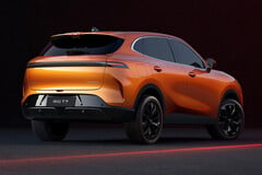 O SUV T7 com garantia vitalícia da bateria Rhino.