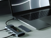 O adaptador Satechi USB-C Hybrid Multiport dispõe de uma caixa SSD M.2. (Imagem: Satechi)