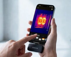A mais recente câmera de imagem térmica da Rision utiliza a câmera do smartphone para melhorar a qualidade da imagem.
