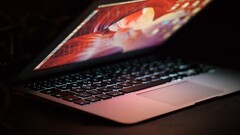 A Microsoft está empurrando as máquinas não gerenciadas com Windows 11 24H2 para 25H2 à medida que se aproxima o prazo final do suporte em outubro de 2026.