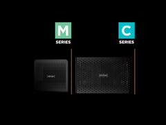 A Zotac apresentou os novos mini PCs das séries M e C na Computex 2025. Na foto: dois dos novos mini PCs. (Fonte da imagem: Zotac - editado)