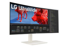 O UltraWide 38WR85QC-W pode ser um monitor comercial, mas também tem as credenciais para jogos. (Fonte da imagem: LG)