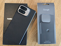 Os estojos de fibra de aramida oferecem um volume significativamente menor em comparação com os estojos padrão do Google