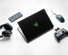 O próximo laptop Blade da Razer será provavelmente alimentado por APUs AMD Cezanne H. (Fonte da imagem: Razer)