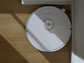 O Roborock S8 Max V Ultra possui um braço robótico para fazer o que o senhor quiser. (Fonte: Roborock)