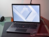 Análise do laptop AMD Lenovo ThinkPad T14 G4: Potência Ryzen em um ThinkPad compacto