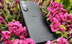 Os smartphones Sony Xperia atualmente têm alguns dos cronogramas de suporte de software mais curtos de todos os smartphones modernos. (Fonte da imagem: Notebookcheck)