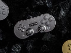 O controle Space Gray SN30 Pro Limited Edition é feito de um material de liga de zinco. (Fonte da imagem: 8BitDo)