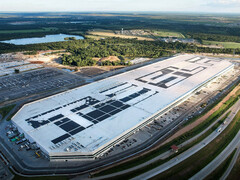 A Gigafactory no Texas tem seu próprio sistema de armazenamento de energia de bateria. (Fonte da imagem: Tesla)