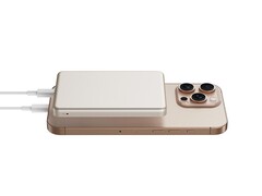 O Xiaomi Magnetic Ultra-thin Power Bank 5000 7.5W já está disponível na China. (Fonte da imagem: Xiaomi)