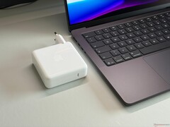 pSU de 96 W do Apple MacBook Pro 14