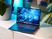 Lenovo Yoga Pro 9i: Novos laptops prosumer premium com telas miniLED e GeForce RTX 4070