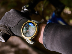 Os smartwatches T-Rex 3 Pro 44 mm da Amazfit (foto) já estão disponíveis em países do mundo todo. (Fonte da imagem: Amazfit)