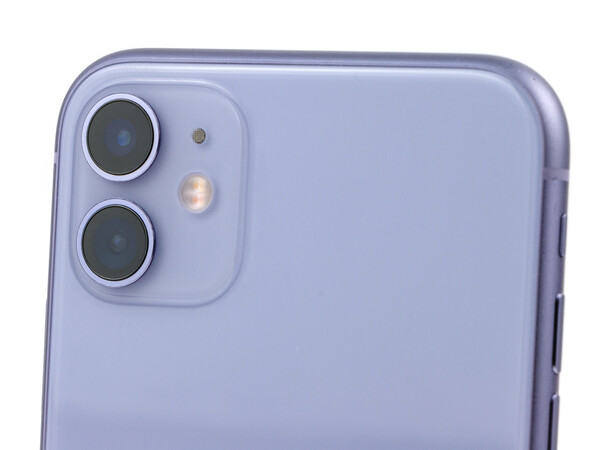 O senhor pode agradecer ao Apple e ao iPhone 11 por tornar a lente ultrawide o padrão no setor de smartphones (Crédito: Notebookcheck)
