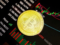 Os investidores americanos poderão em breve adquirir quatro ETFs diferentes com base na popular moeda criptográfica Bitcoin (Imagem: Executium)