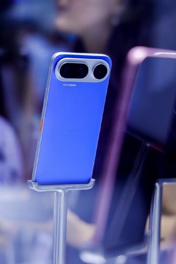 O NaviX Ultra na cor azul.