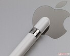 o novo Apple Pencil de 2018 teve uma série de novos recursos anunciados - e o de 2023 teve vários deles retirados. (Crédito da imagem: Own)