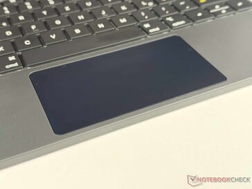 O trackpad é compatível com gestos multitoque.