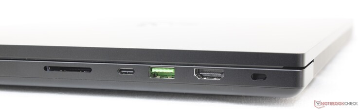 Certo: Leitor de cartões SD, USB-C 3.2 Gen. 2 c/ Thunderbolt 4 + Fornecimento de energia + DisplayPort 1.4, USB-A 3.2 Gen. 2, HDMI 2.1, Kensington lock