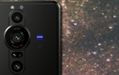 Aparentemente, podem ser esperadas grandes mudanças no projeto dos smartphones Sony Xperia 1 V e 5 V 2023. (Fonte de imagem: Sony - editado)