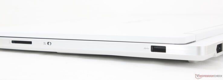 Direito: Leitor SD, interruptor eletrônico da webcam, USB-A 3.2 Gen. 1