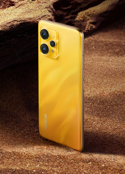 O Realme 9 4G em Sunburst Gold. (Fonte da imagem: Realme)