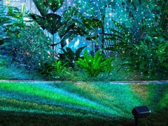 As Govee Holiday Projector Lights são semelhantes às Outdoor Laser Projector Lights (foto). (Fonte da imagem: Govee)