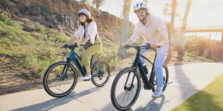 A e-bike Trek FX+ 1 possui um motor de cubo traseiro Hynea de 500 W (Fonte da imagem: Trek)