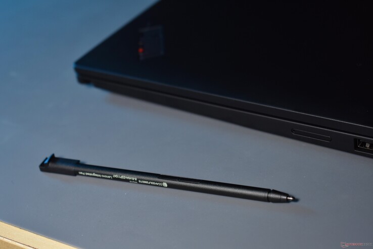 Lenovo ThinkPad X13 Yoga G4: Caneta digitalizadora