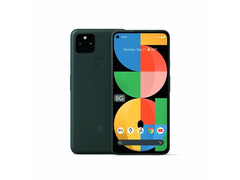 O iPhone 18 Pro pode ser lançado com um furo à esquerda, como o Pixel 5a de 2021. (Fonte da imagem: Google)