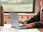 A Dell é a terceira fabricante de laptops a ser revelada usando o silício da série Snapdragon X, depois da Microsoft e da Lenovo, o atual Inspiron 14 Plus na foto. (Fonte da imagem: Dell)