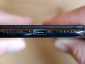 iPhone com lances USB-C por US$86.001 no eBay. (Fonte de imagem: geeken on eBay)